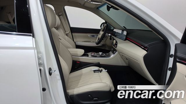 Genesis GV70 2025 — photo 11