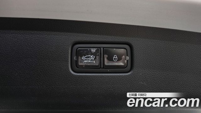 Genesis GV70 2025 — photo 19