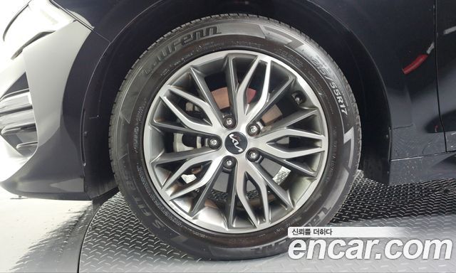 Kia K5 2023 — photo 5