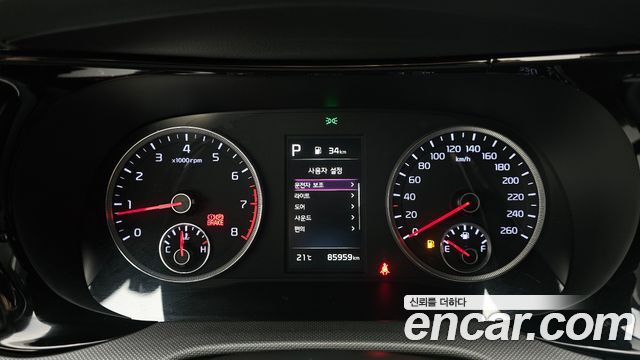 Kia K5 2023 — photo 11