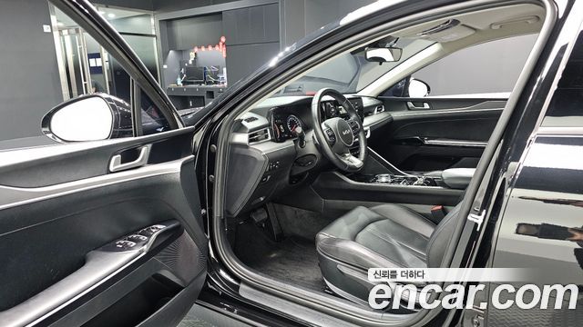 Kia K5 2023 — photo 13