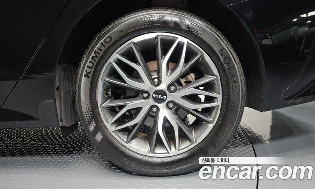 Kia K5 2023 — photo 7