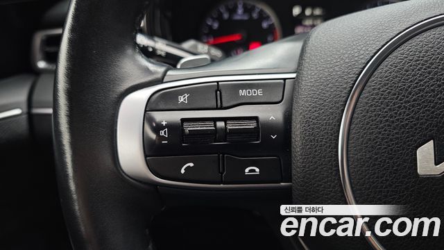 Kia K5 2023 — photo 29