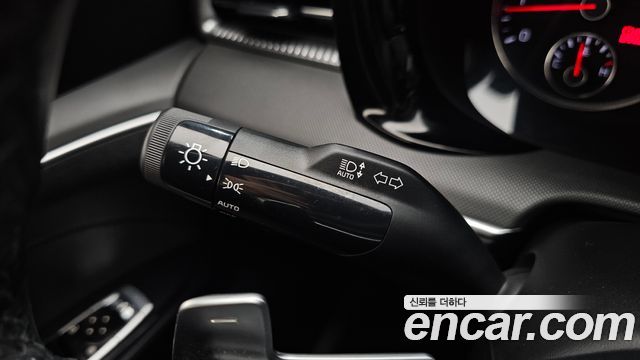 Kia K5 2023 — photo 31