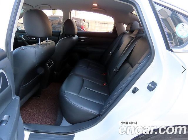 Nissan Altima 2017 — photo 6