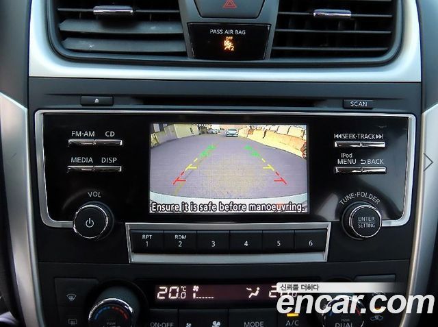 Nissan Altima 2017 — photo 16
