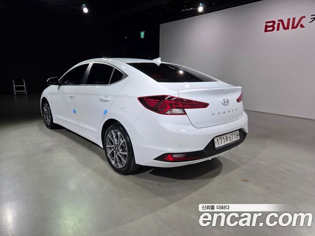 Hyundai AVANTE 2020 — photo 4
