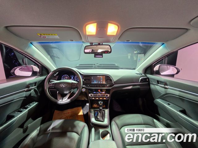 Hyundai AVANTE 2020 — photo 9