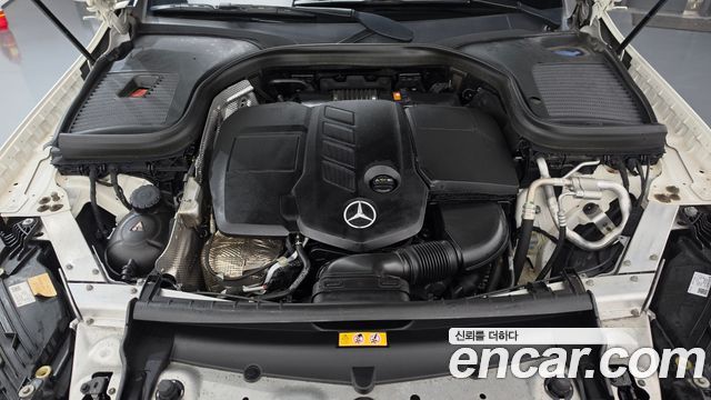 Mercedes-Benz GLC-Class 2020 — photo 6