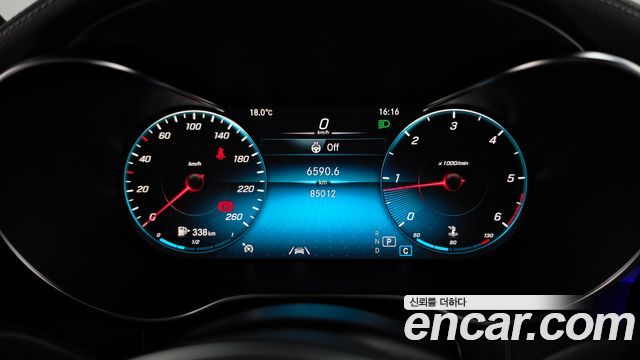 Mercedes-Benz GLC-Class 2020 — photo 11