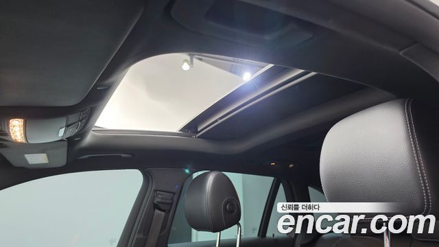 Mercedes-Benz GLC-Class 2020 — photo 24