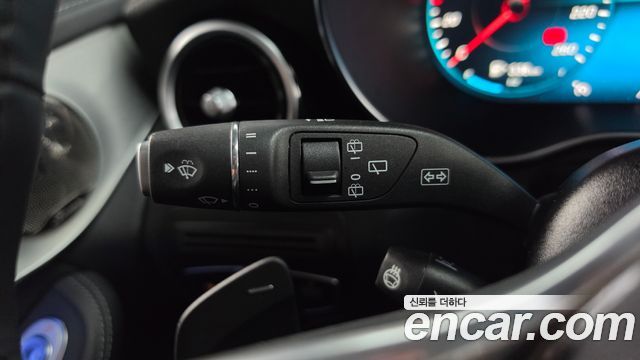 Mercedes-Benz GLC-Class 2020 — photo 39