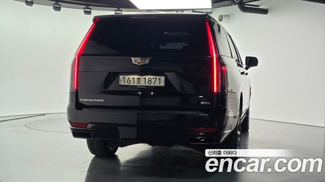 Cadillac Escalade 2021 — photo 4