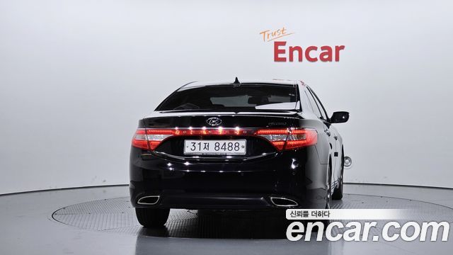 Hyundai Grandeur 2011 — photo 4