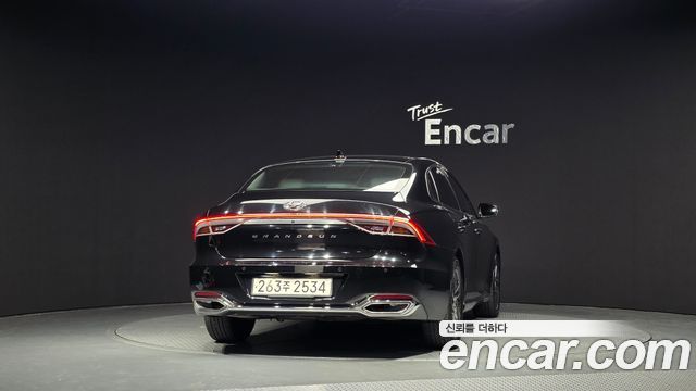 Hyundai Grandeur 2021 — photo 4