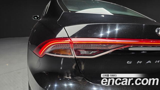 Hyundai Grandeur 2021 — photo 9