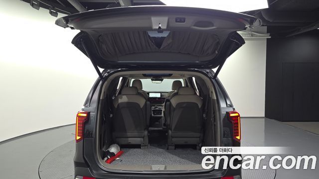 Kia Canival 2025 — photo 26