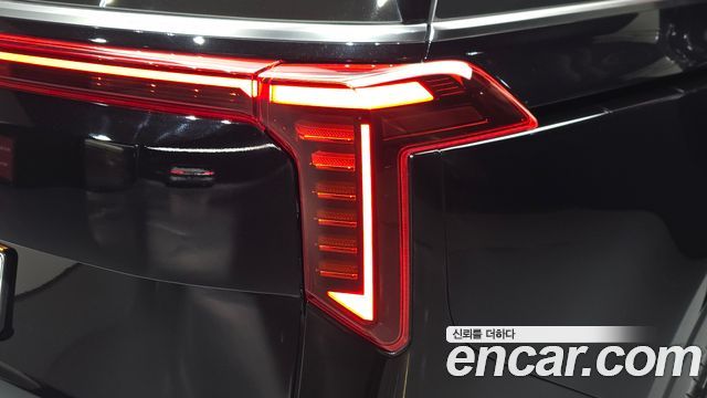 Kia Canival 2025 — photo 9