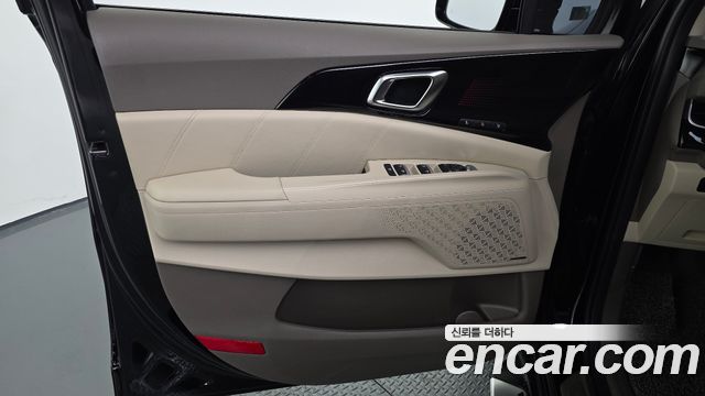 Kia Canival 2025 — photo 14