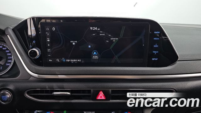 Hyundai Sonata 2022 — photo 20