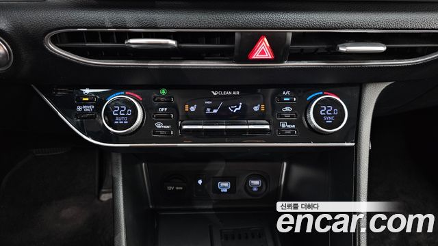 Hyundai Sonata 2022 — photo 24
