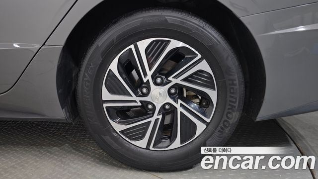 Hyundai Sonata 2022 — photo 7