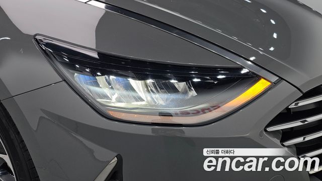 Hyundai Sonata 2022 — photo 8