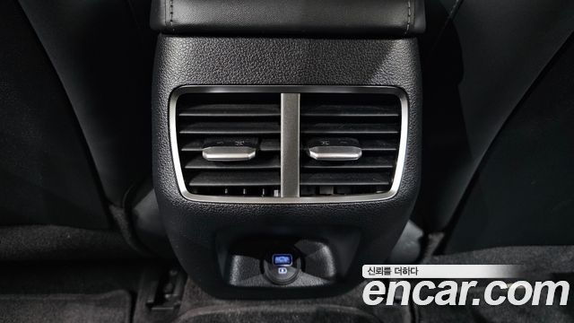 Hyundai Sonata 2022 — photo 30