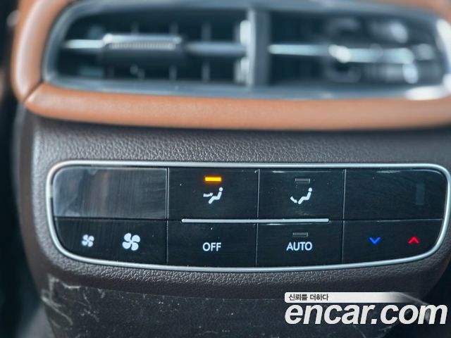 Genesis G80 2023 — photo 10