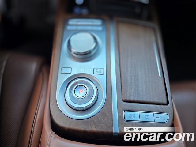 Genesis G80 2023 — photo 11