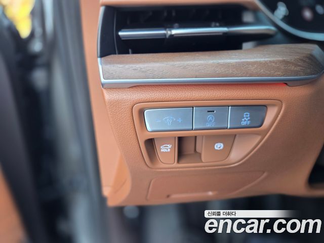 Genesis G80 2023 — photo 13