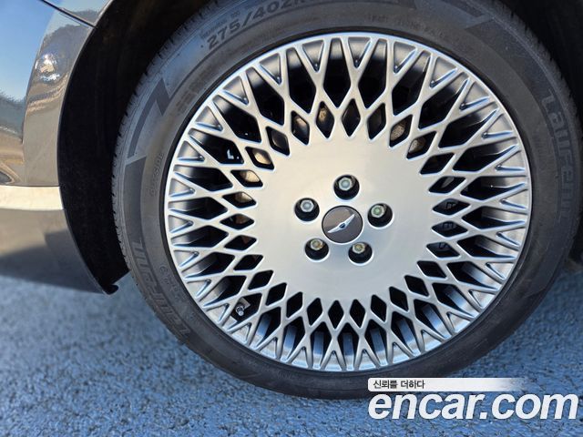 Genesis G80 2023 — photo 17