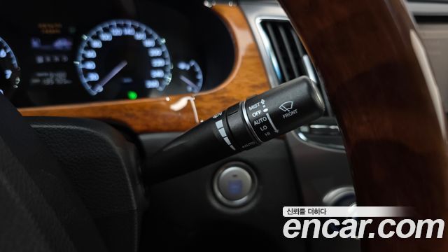 Hyundai Equus 2010 — photo 17