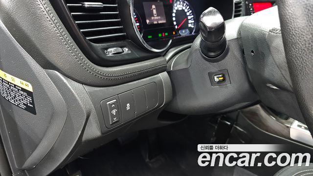 Kia K5 2011 — photo 15
