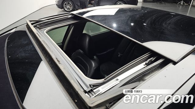 Kia K5 2011 — photo 18