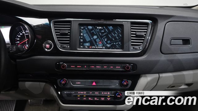 Kia Canival 2019 — photo 20