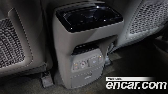 Kia Canival 2019 — photo 25