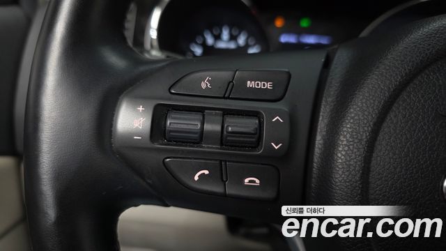 Kia Canival 2019 — photo 27