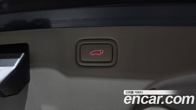 Kia Canival 2019 — photo 35
