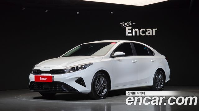 Kia K3 2023 — photo 1