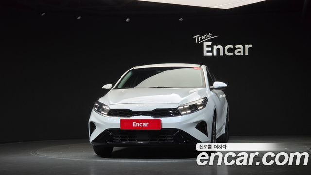 Kia K3 2023 — photo 3