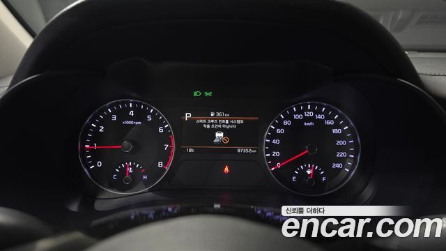 Kia K3 2023 — photo 8