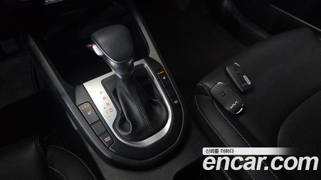 Kia K3 2023 — photo 9