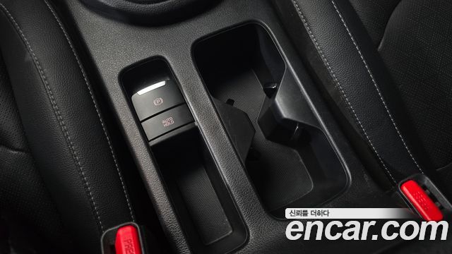 Kia K3 2023 — photo 18