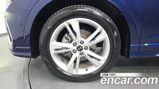 Audi Q3 2023 — photo 5