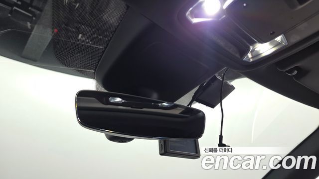 Audi Q3 2023 — photo 19