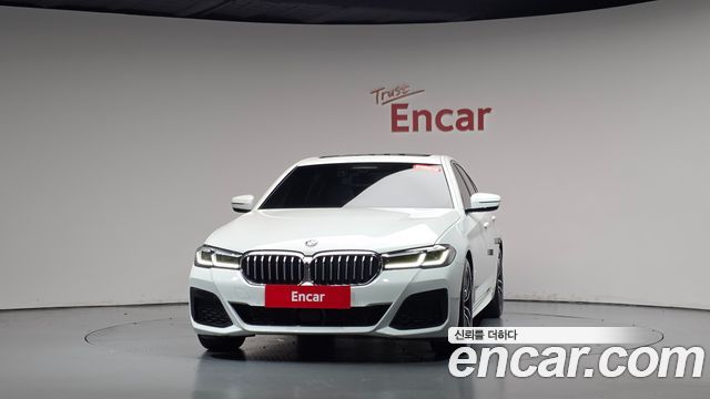 BMW 5-Series 2023 — photo 3