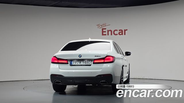 BMW 5-Series 2023 — photo 4