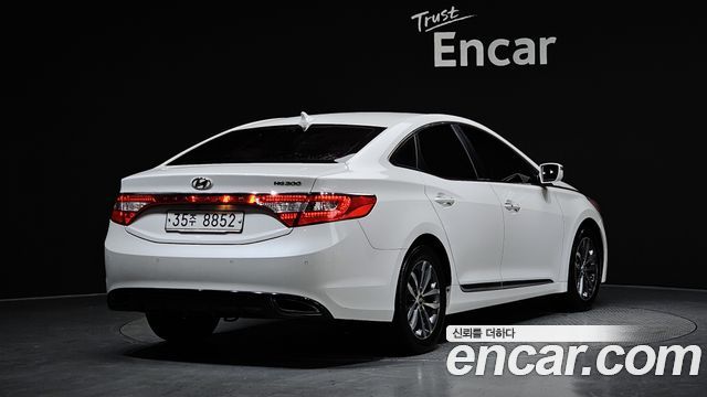 Hyundai Grandeur 2012 — photo 2