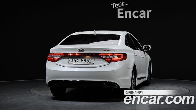 Hyundai Grandeur 2012 — photo 4